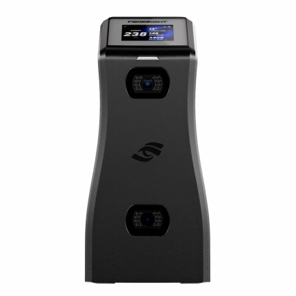 GC2 Launch Monitor front view