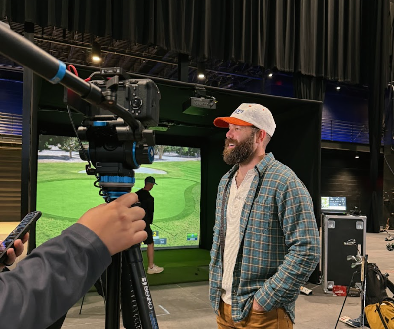 Jordan Davis behind the scenes