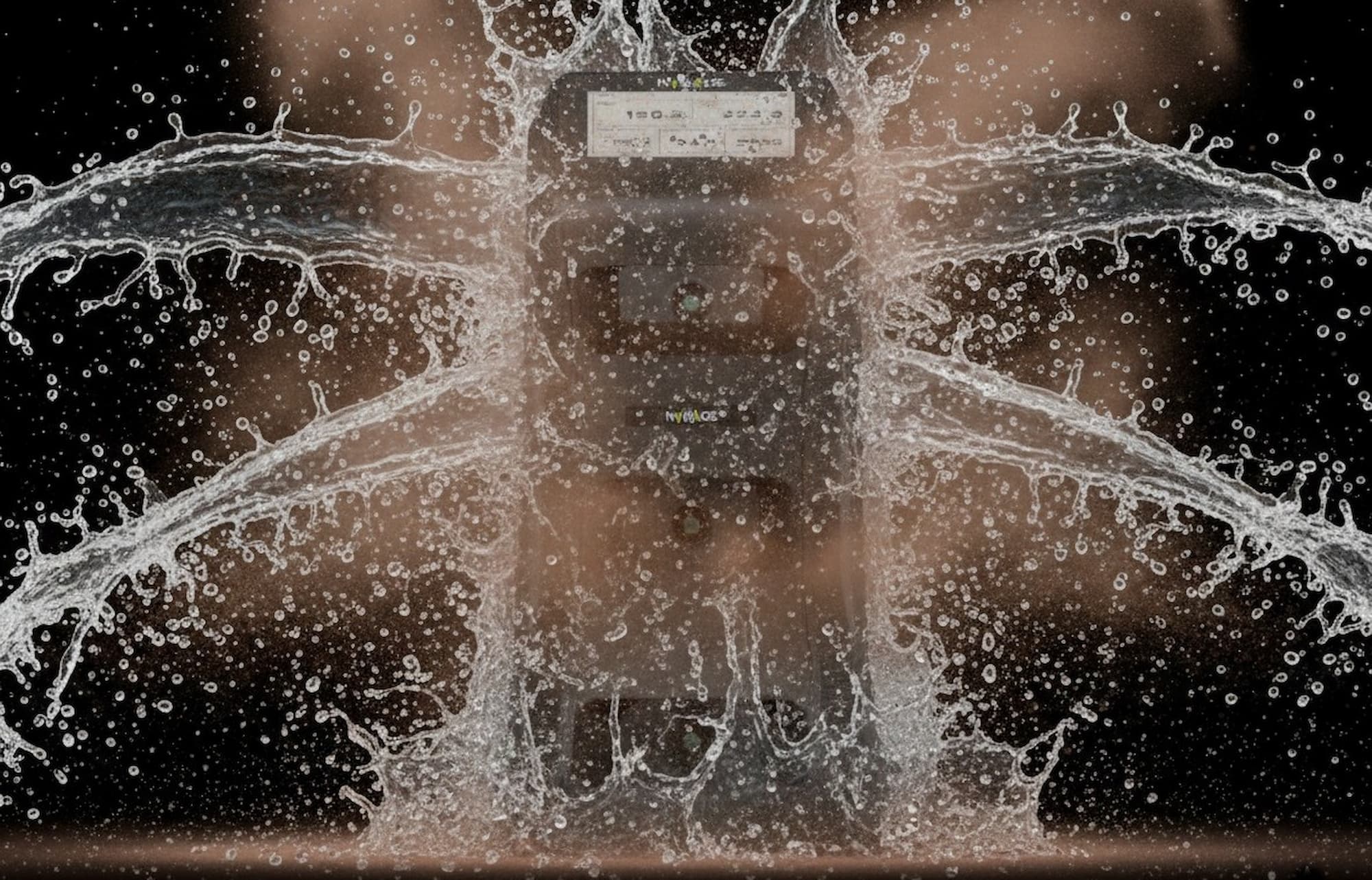 NVISAGE NEO-E with water splash